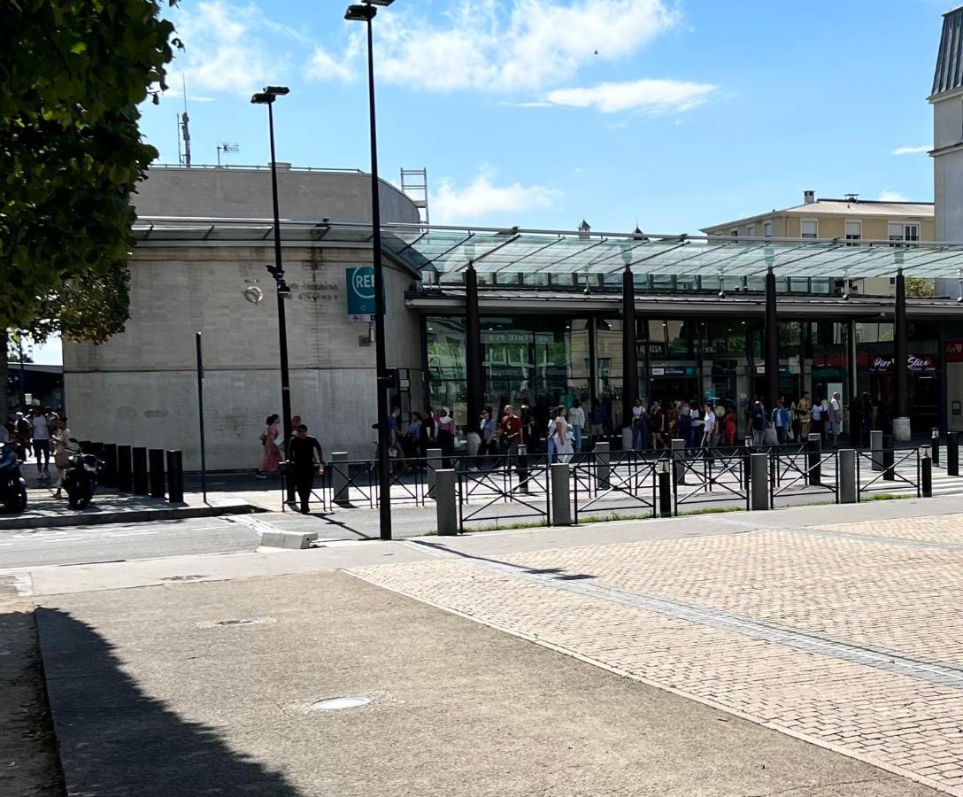 Appartement 2 Pieces 5Min Gare Val D'Europe Parking Inclus モンテヴラン エクステリア 写真