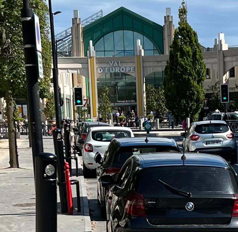 Appartement 2 Pieces 5Min Gare Val D'Europe Parking Inclus モンテヴラン エクステリア 写真
